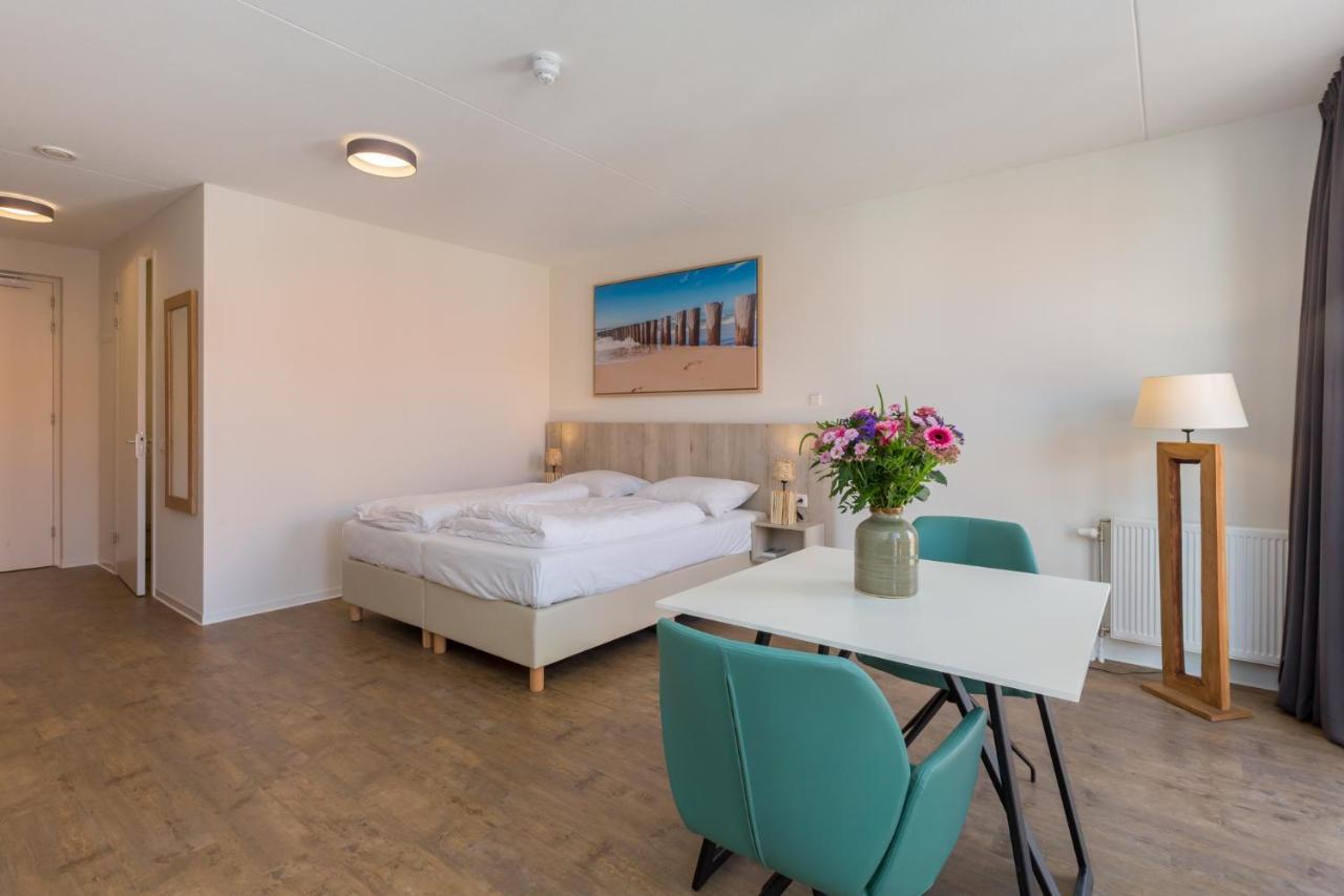Aparthotel Zoutelande Luxe Studio 2 personen (huisdieren toegestaan) photo