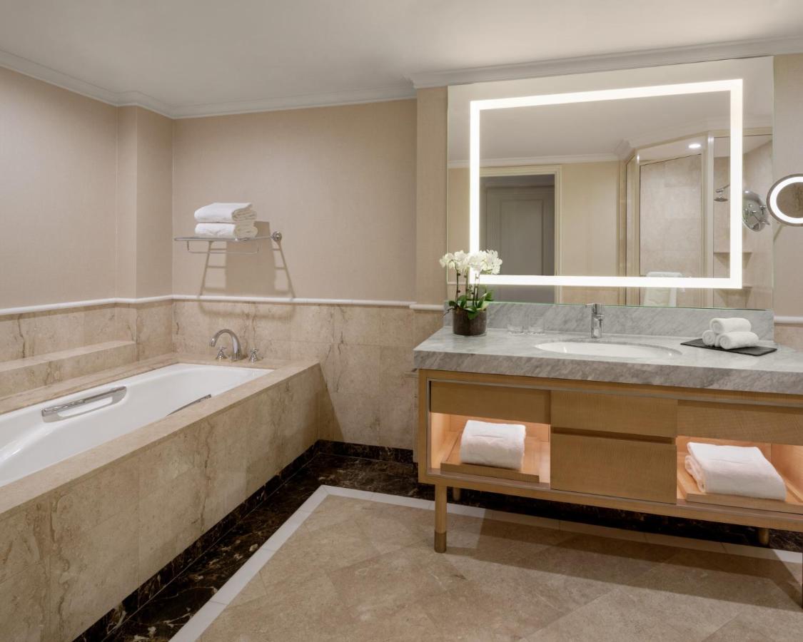 Shangri-La Sydney photo