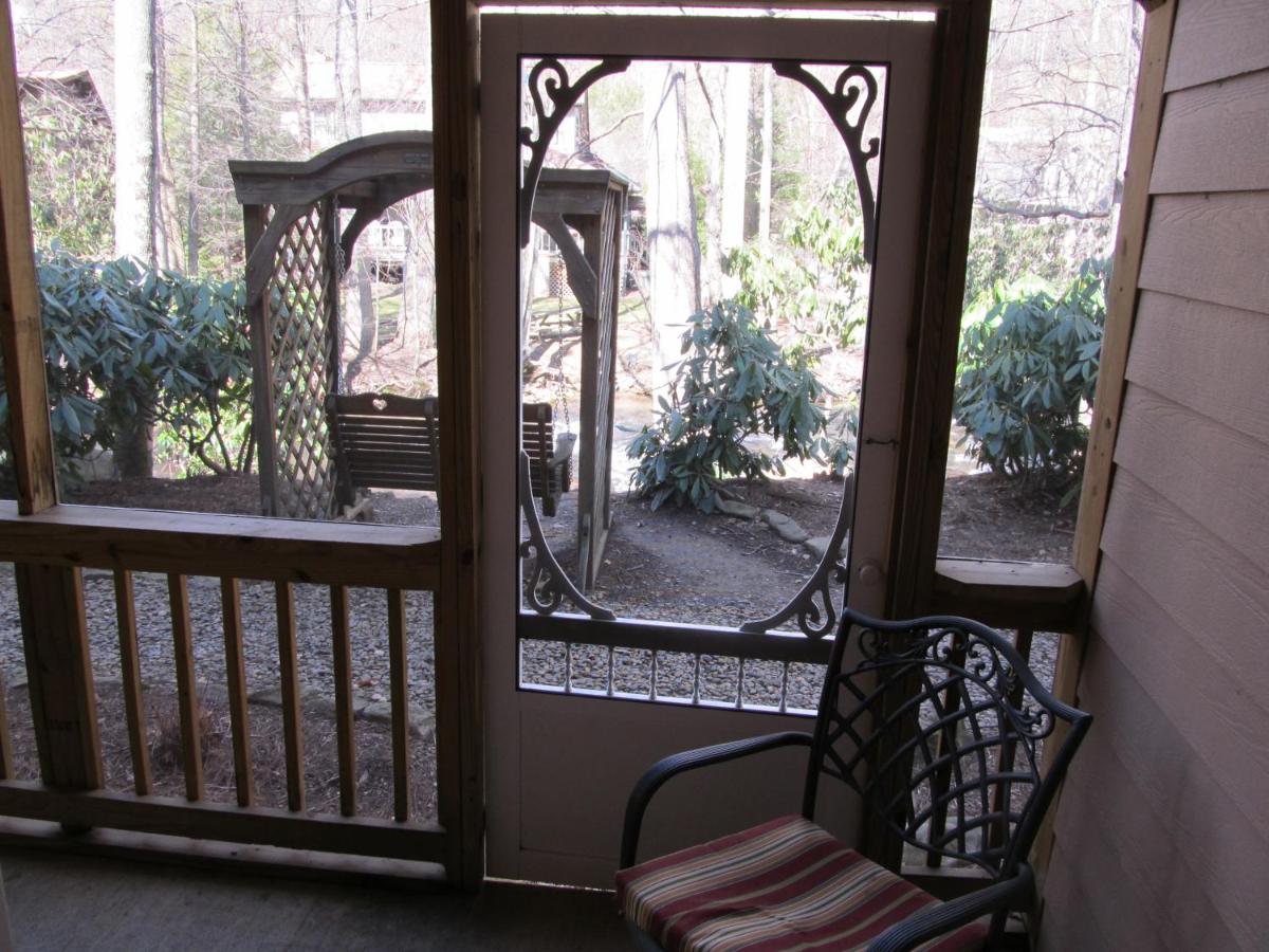 Jonathan Creek Inn — photo 24