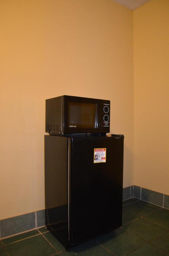 Economy Inn — photo 18