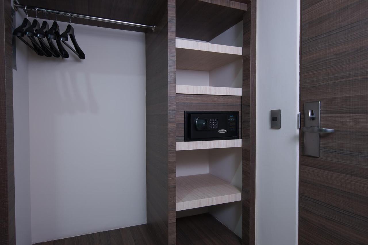 Econo Express Hotel - 5