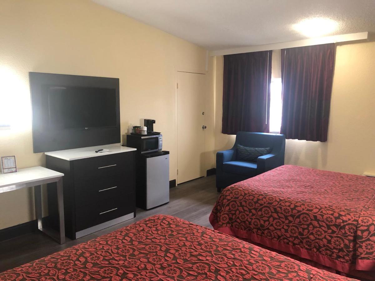 Days Inn — photo 8