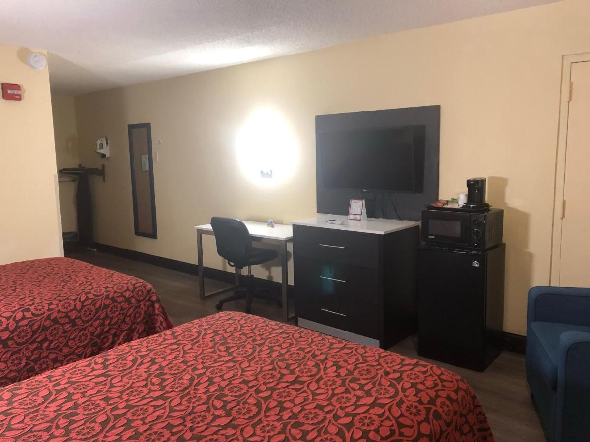 Days Inn — photo 16