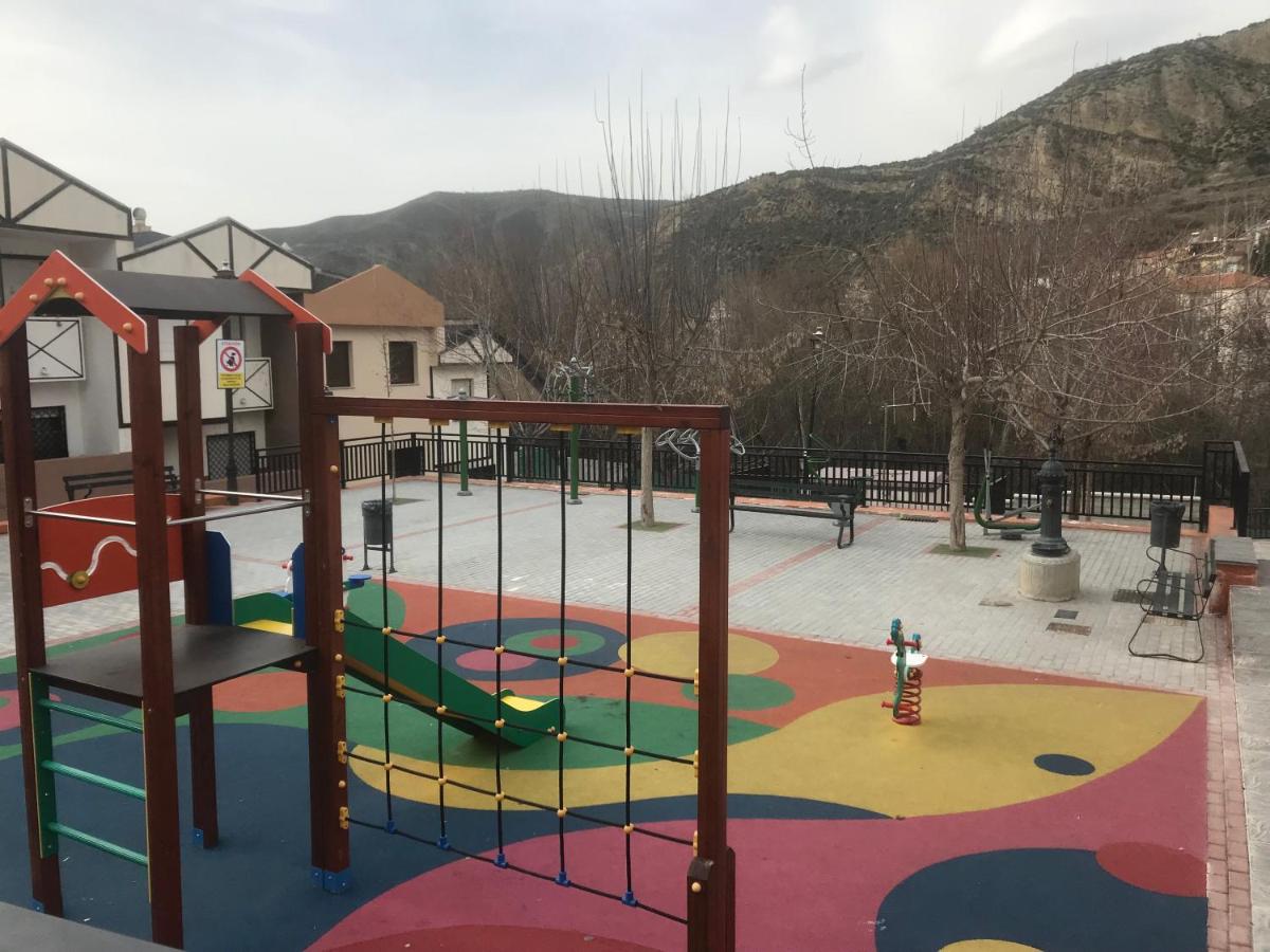 Apartamentos Duquesa Sierra Nevada (España Pinos Genil ...