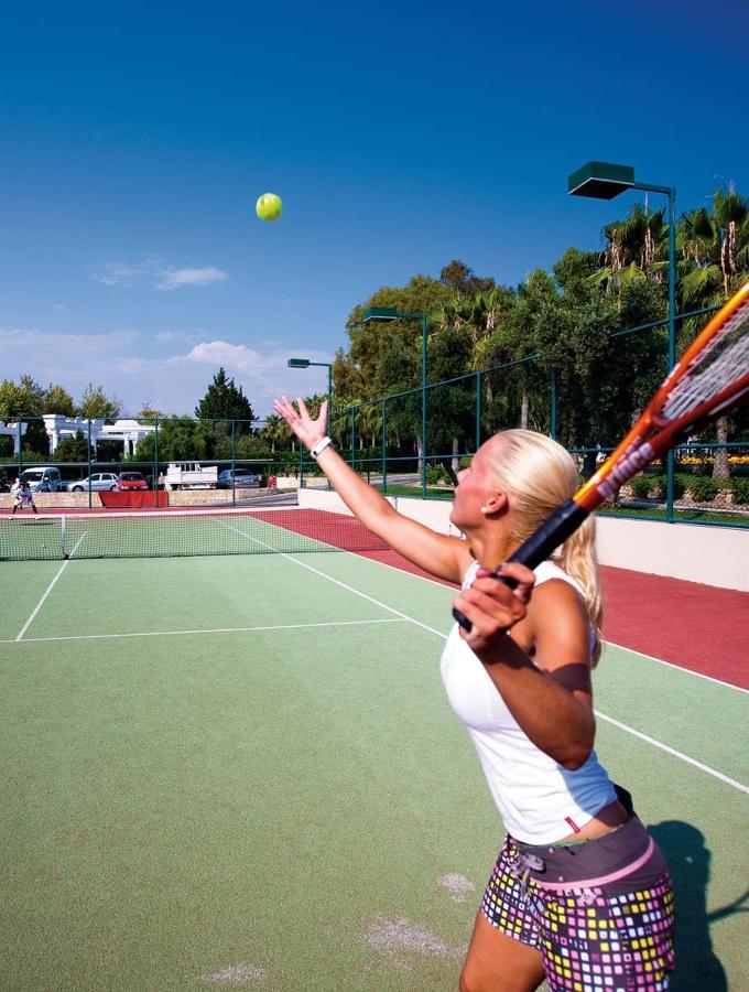 Tennis court: Melas Lara Hotel