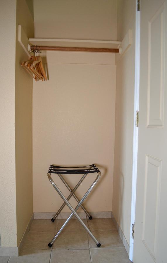 Sea Breeze Inn - San Simeon — photo 18