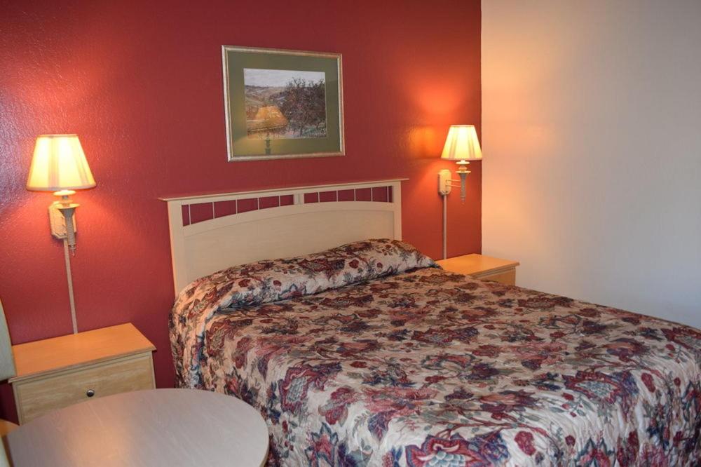 San Carlos Inn — photo 17