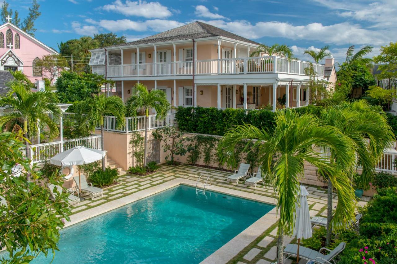 Image: Eleven Bahama House