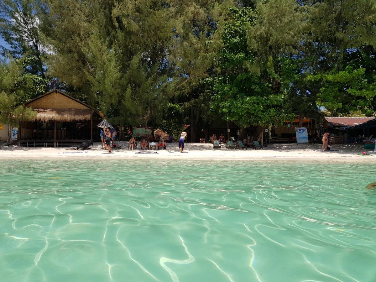 Image: Green View Beach Resort