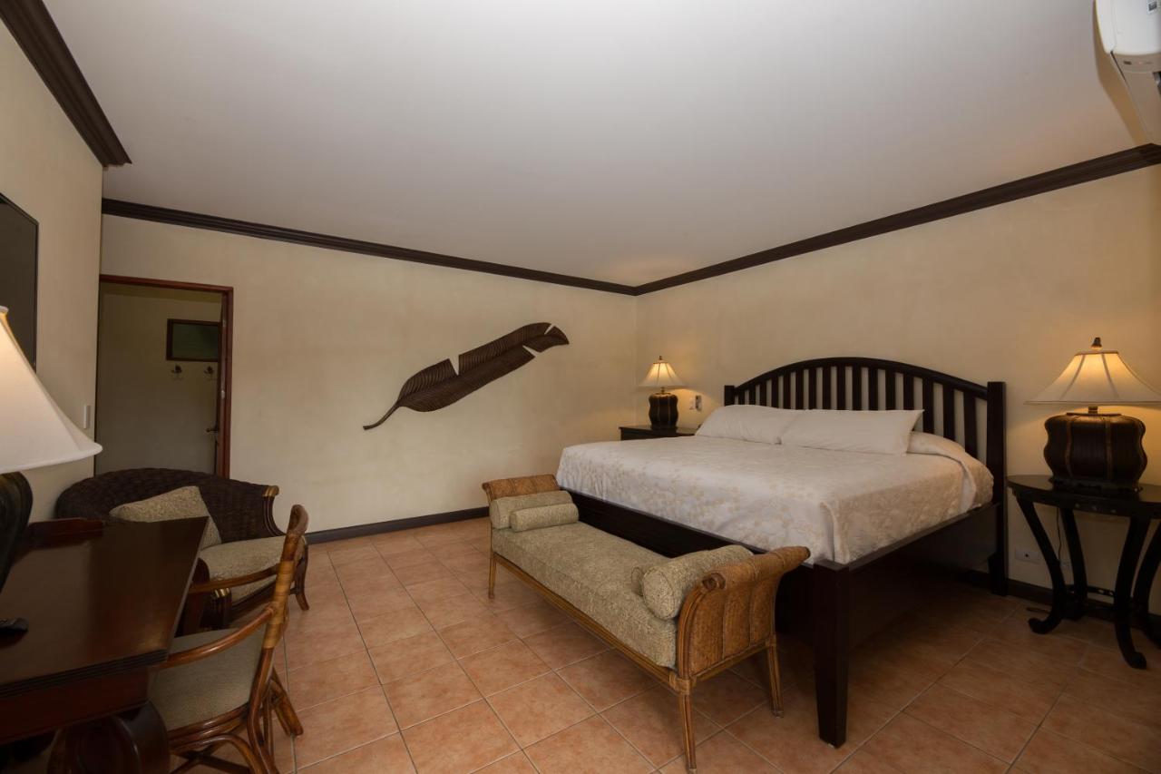 Club del Mar Oceanfront photo