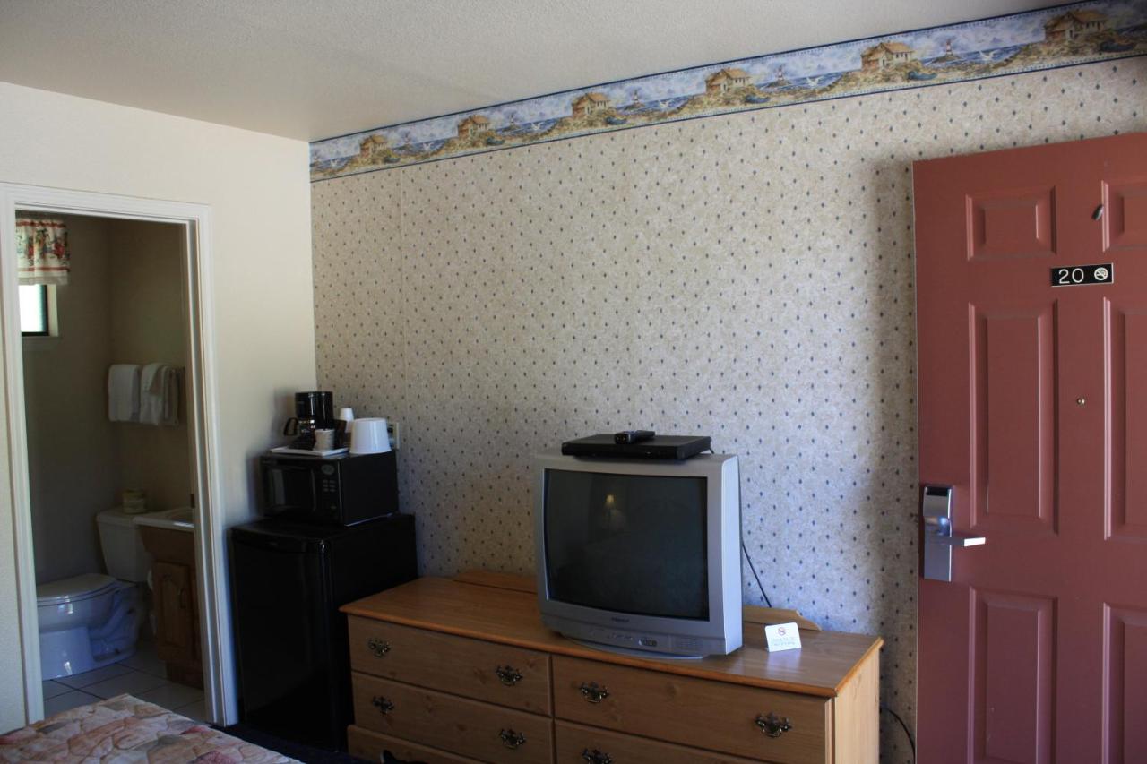 Mother Lode Motel — photo 23