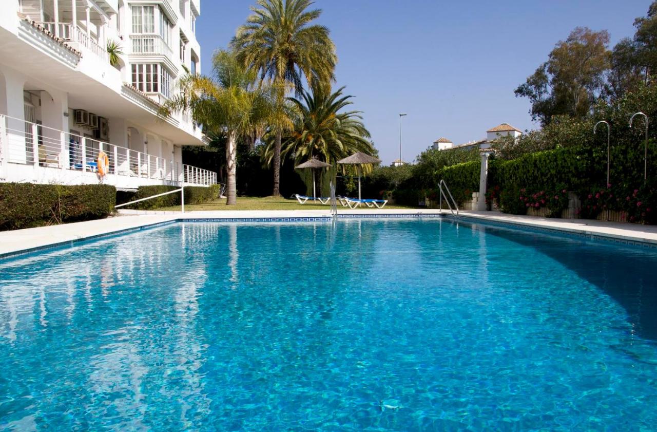 Luxury 1 Bedroom Apartment Next To The Casino, Marbella ...