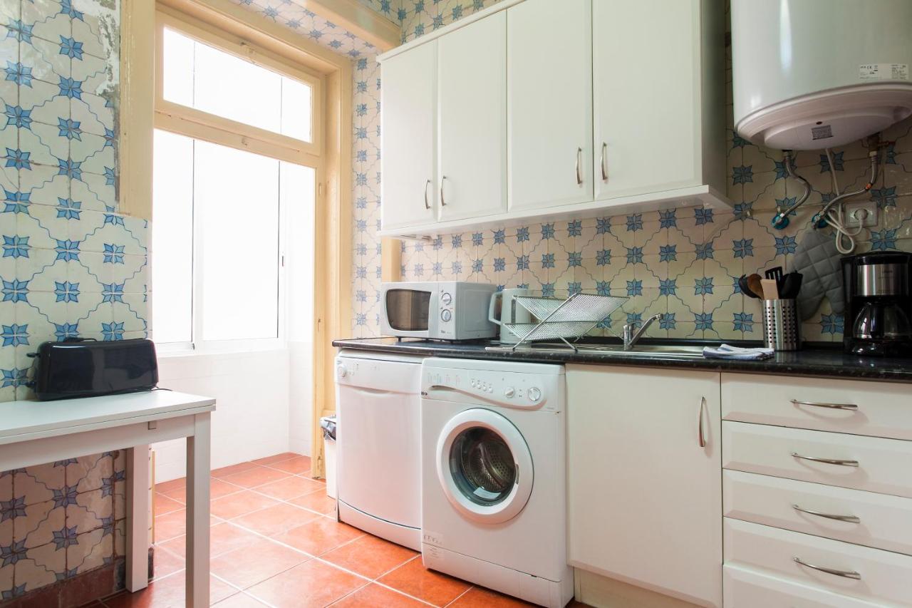 Coliseu by Central Hill Apartments - 2