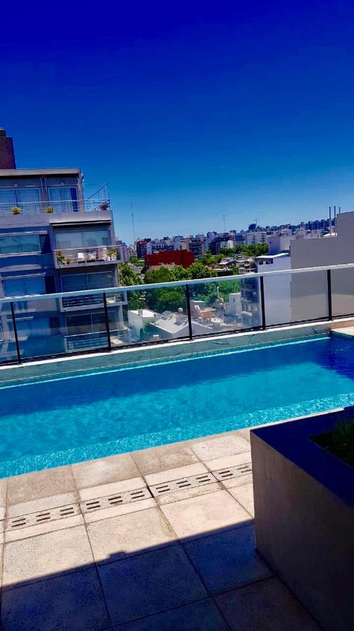 HOLLYWOOD STUDIOS 1 - 4