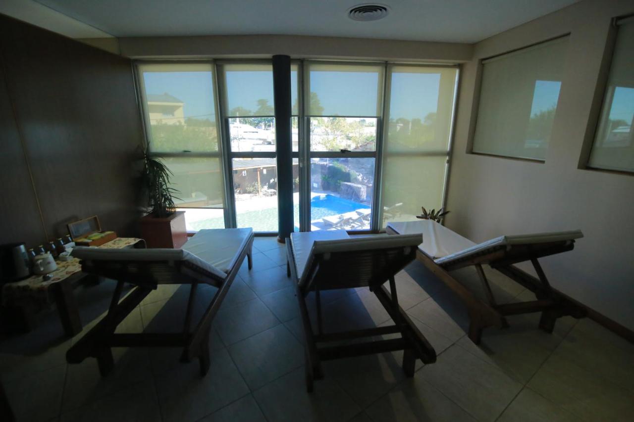 Spa hotel: Hotel Tower Inn & Suites