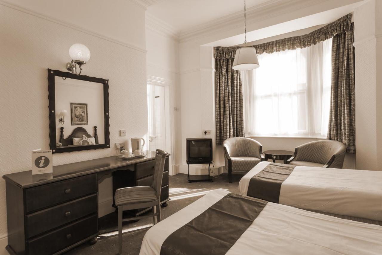 Prince of Wales Hotel - Laterooms