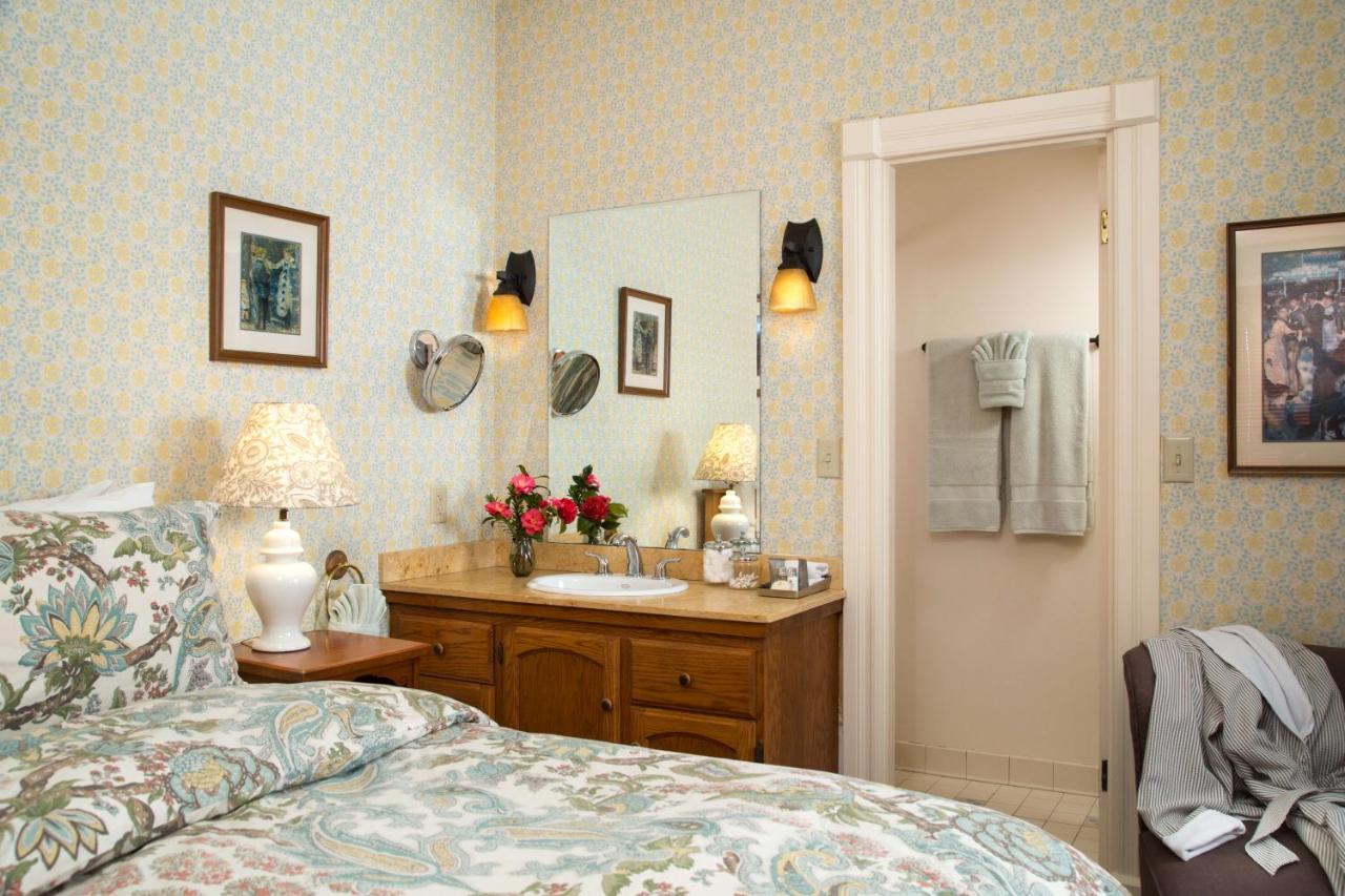 Cheshire Cat Inn & Cottages — photo 13