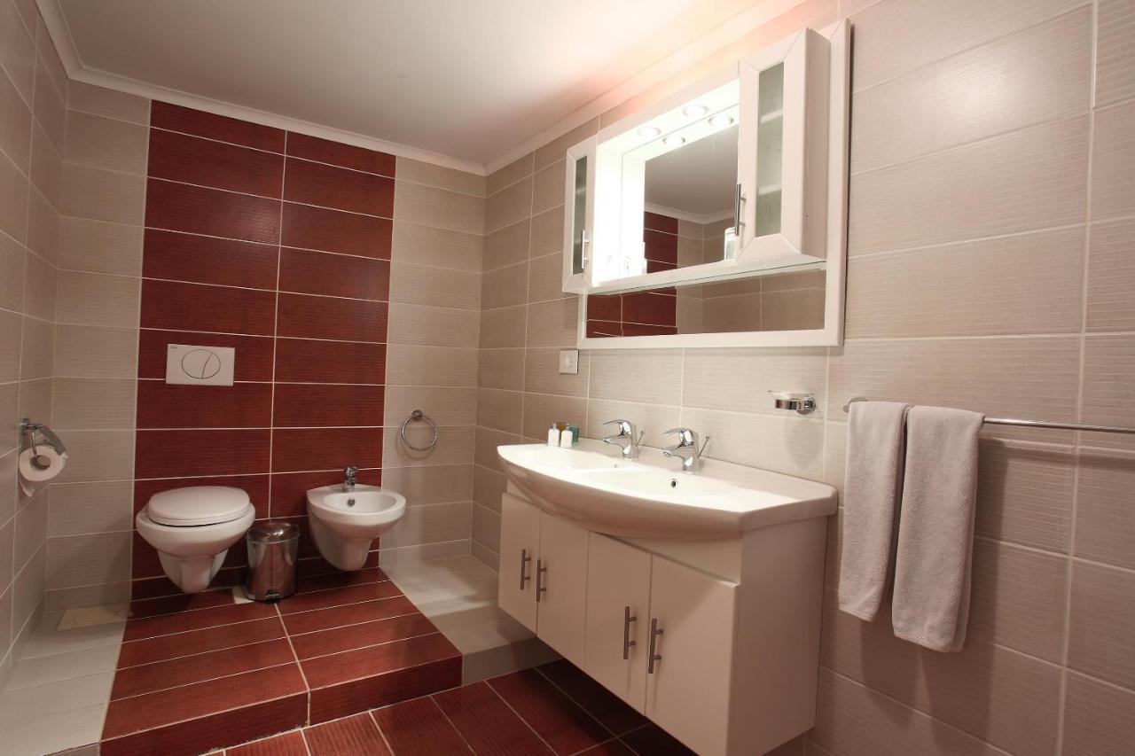Monoberge Hotel photo