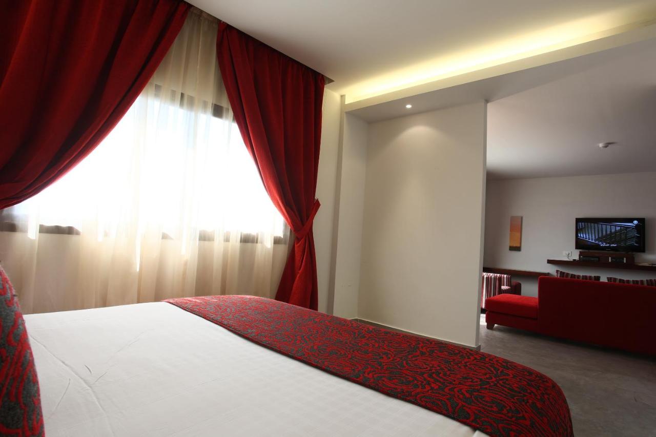 Monoberge Hotel photo