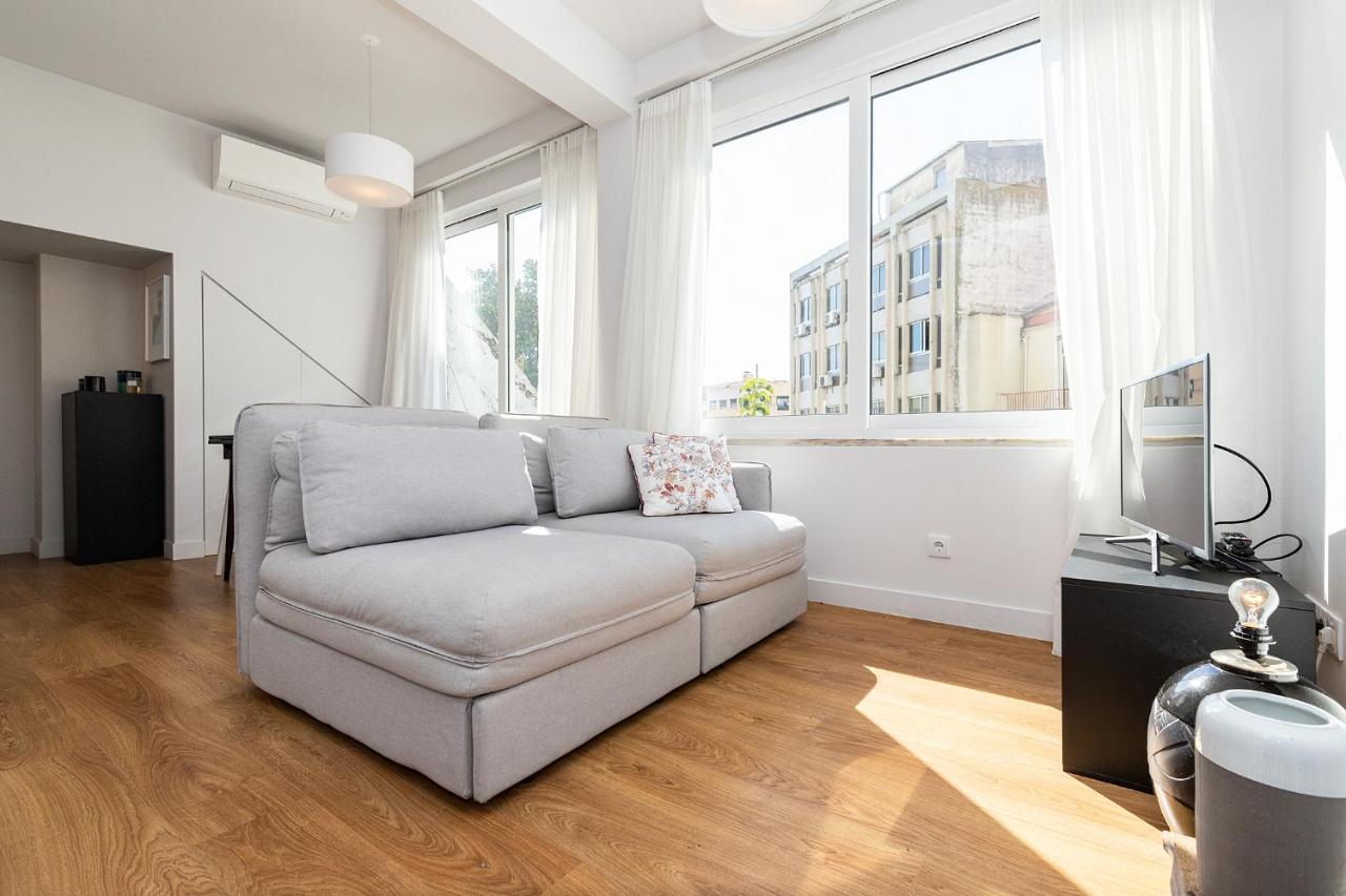 Claude Homes Lisbon Marques - 3