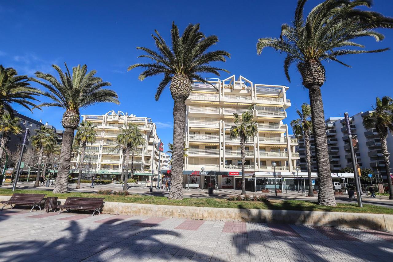 Different Novelty, Salou – Precios actualizados 2022
