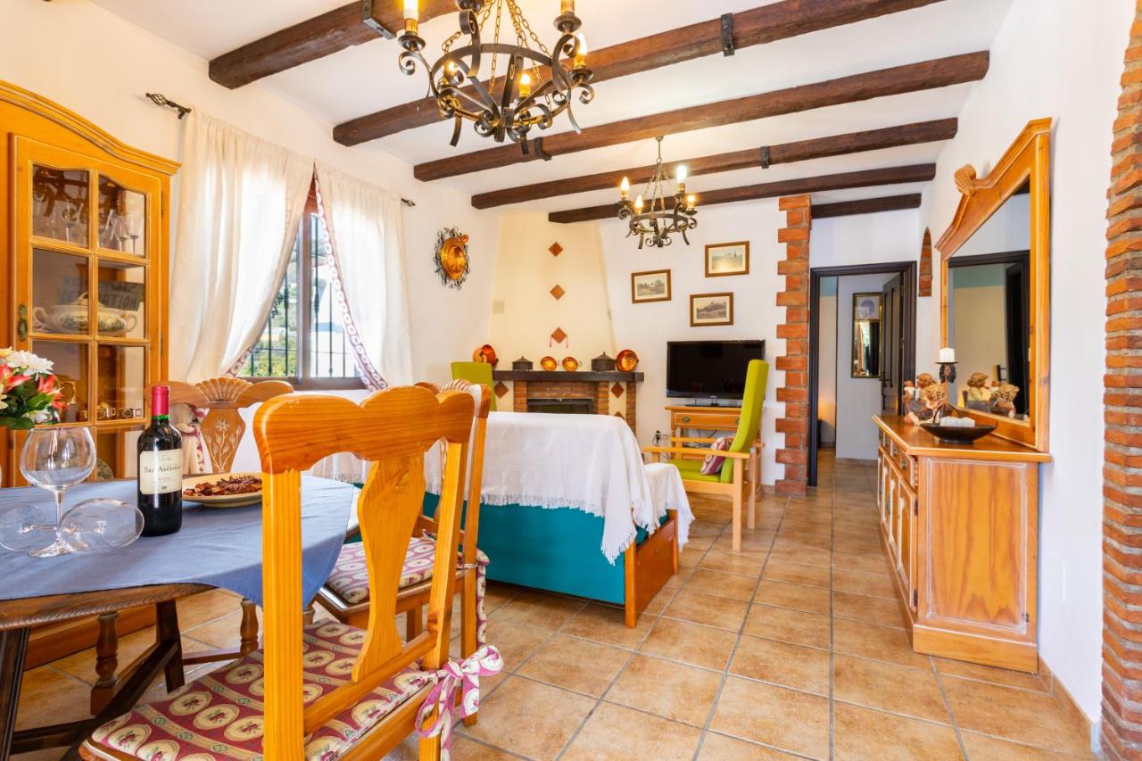 Villa Cortijo La Reina (España Torrox) - Booking.com