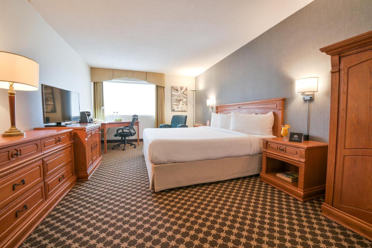 Hotel Universel Montréal photo