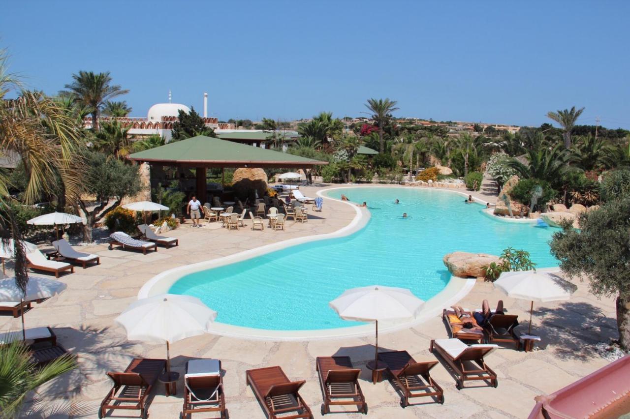 Cupola Bianca Resort (Italia Lampedusa) - Booking.com
