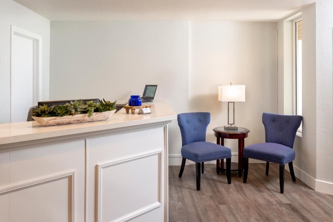 Beachfront Inn and Suites at Dana Point — photo 10