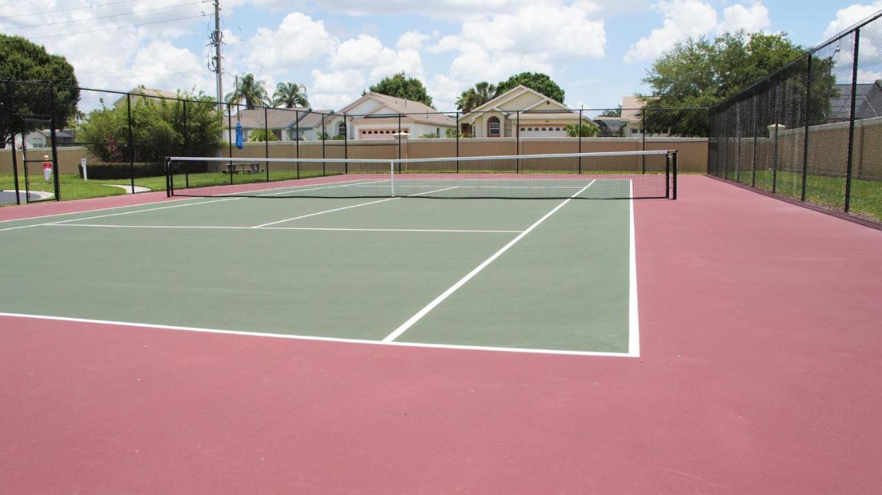 Tennis court: Entire Home - Luxury Resort - 3 bedrooms