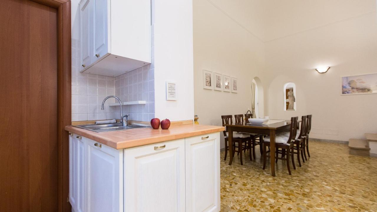 Atheneum by Rental in Rome - 4