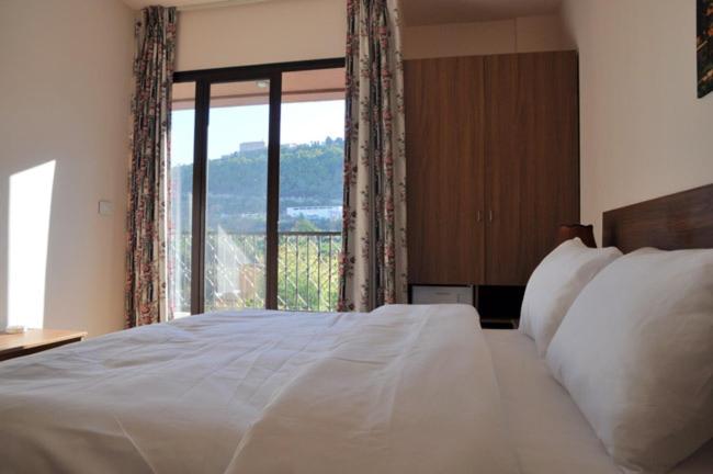 Lagace Hotel photo