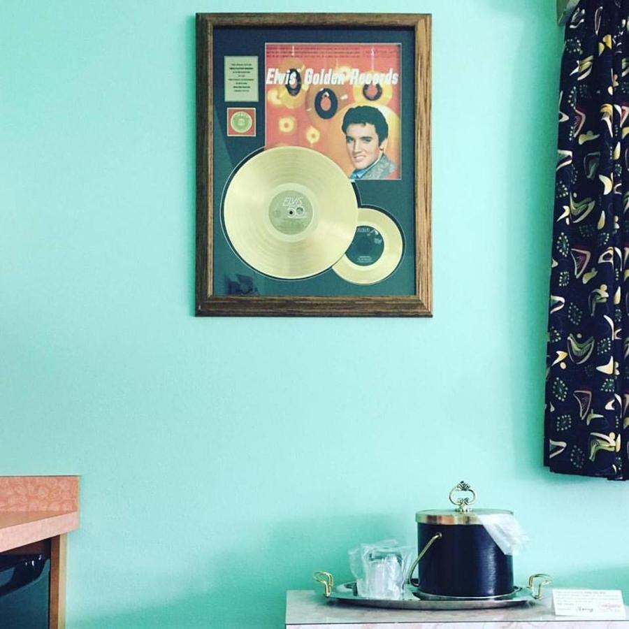 Holiday Music Motel — photo 11