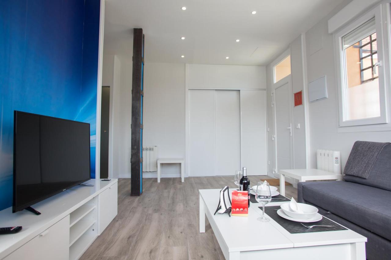 WindRose 8, Madrid – Updated 2022 Prices