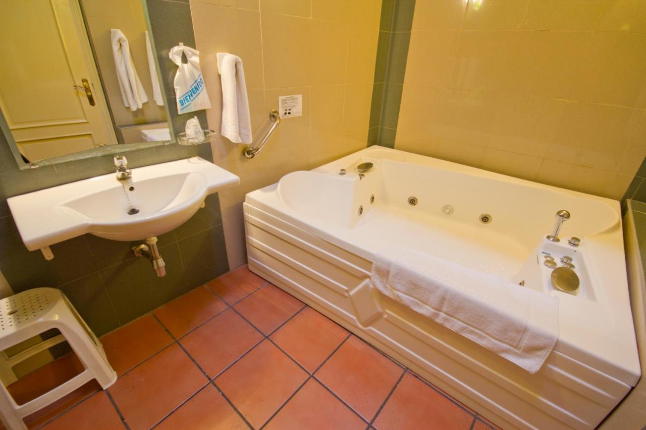Hostal Nueva Andalucia, Alcalá de Guadaira – Bijgewerkte ...