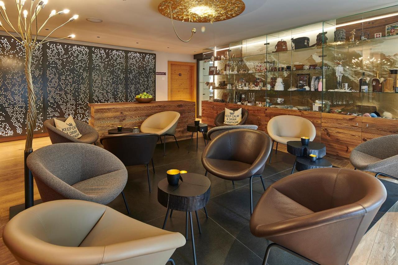 Aspen Alpine Lifestyle Hotel photo