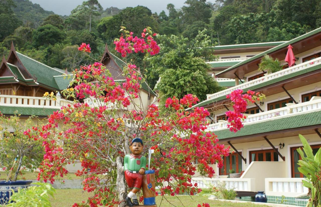 Prince Edouard Apartments & Resort Patong Beach Phuket - 4