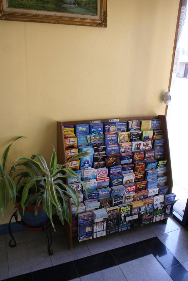 Best Budget Inn — photo 21