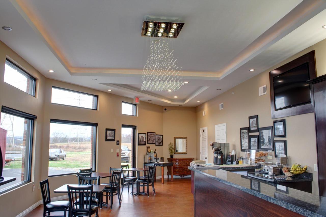 Luxbury Inn & Suites — photo 4