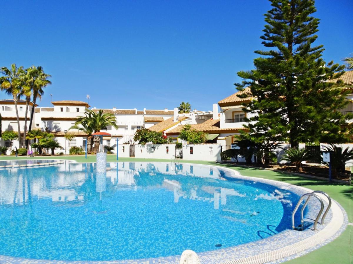 SAN FERNANDO 40 - A 100 metros de la Playa, Oliva – Updated ...