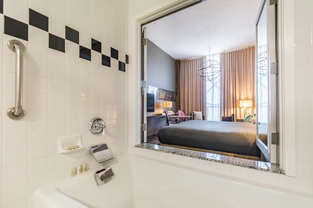 Proximity Hotel — photo 17