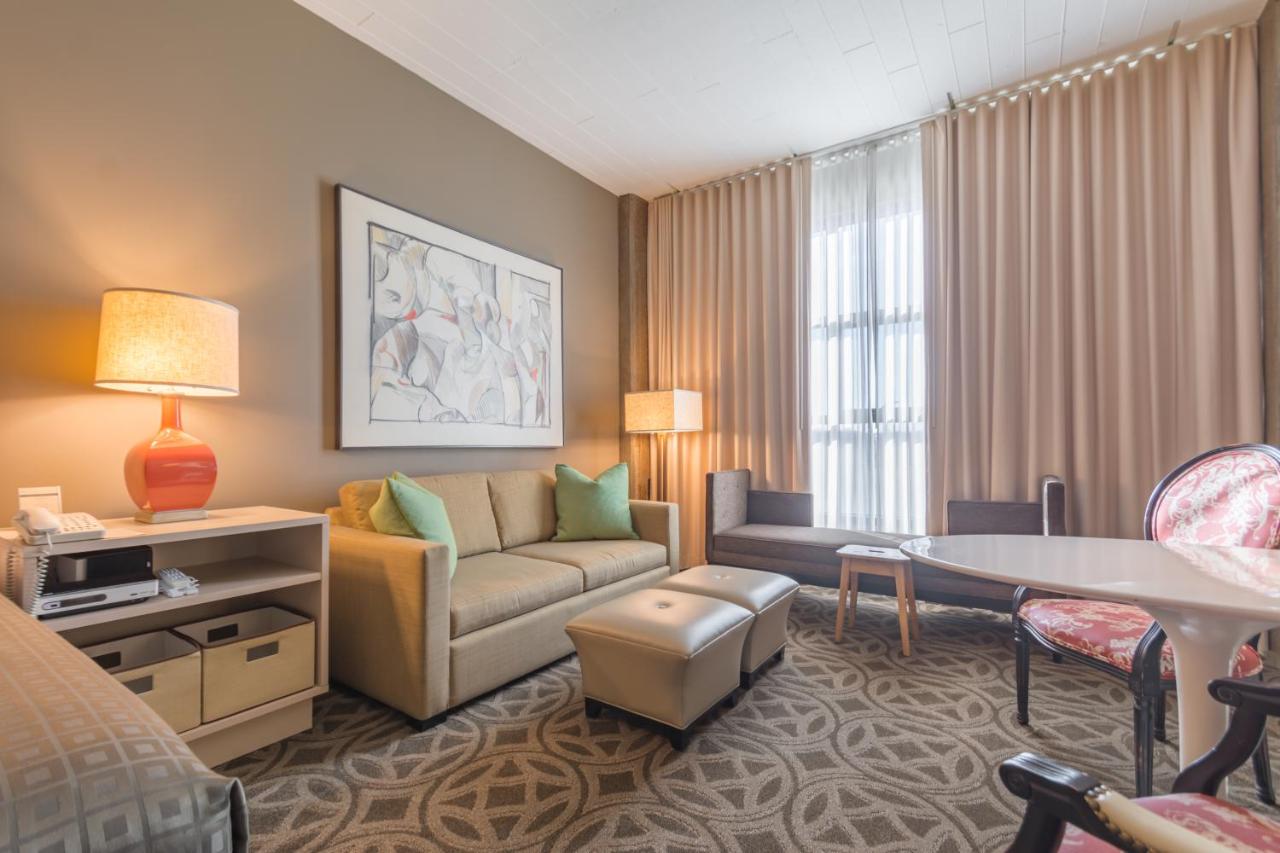 Proximity Hotel — photo 11