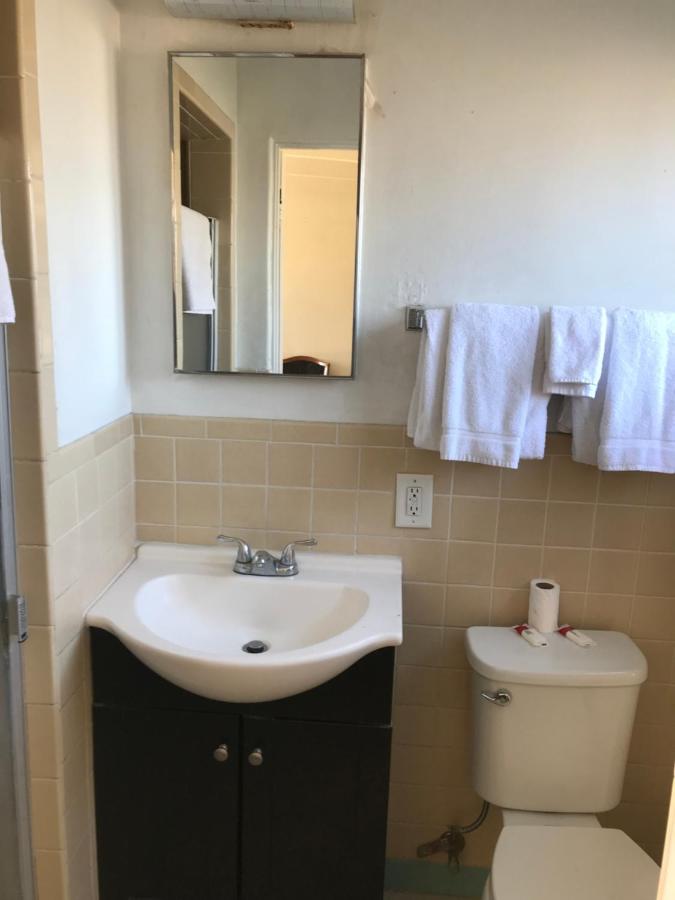 Ventura Beach House Motel — photo 3