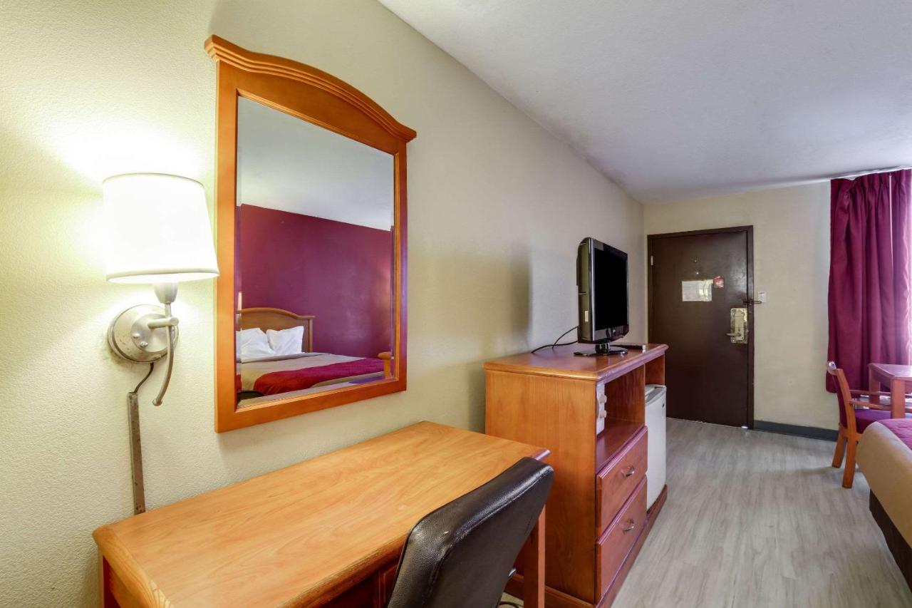 Millington Inn — photo 14