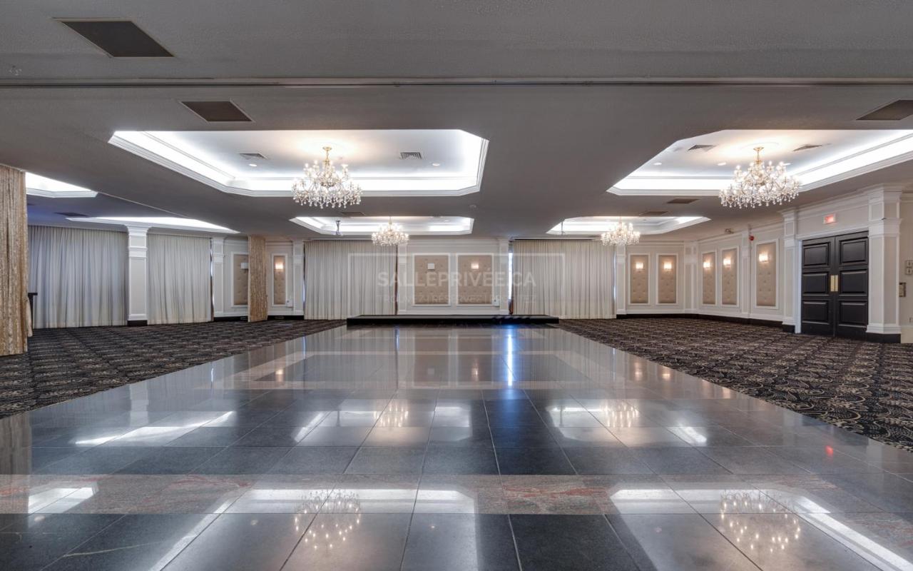 Hotel Universel Montréal photo