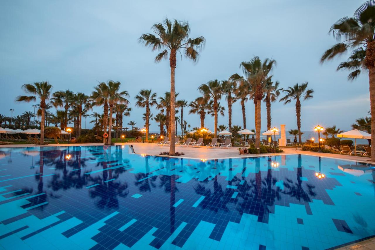 Aquamare Beach Hotel & Spa photo
