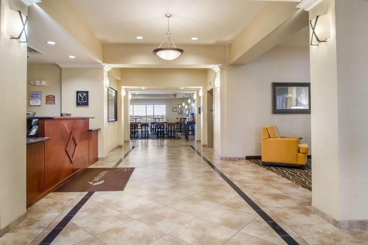 Serena Inn and Suites- Rapid City — photo 8