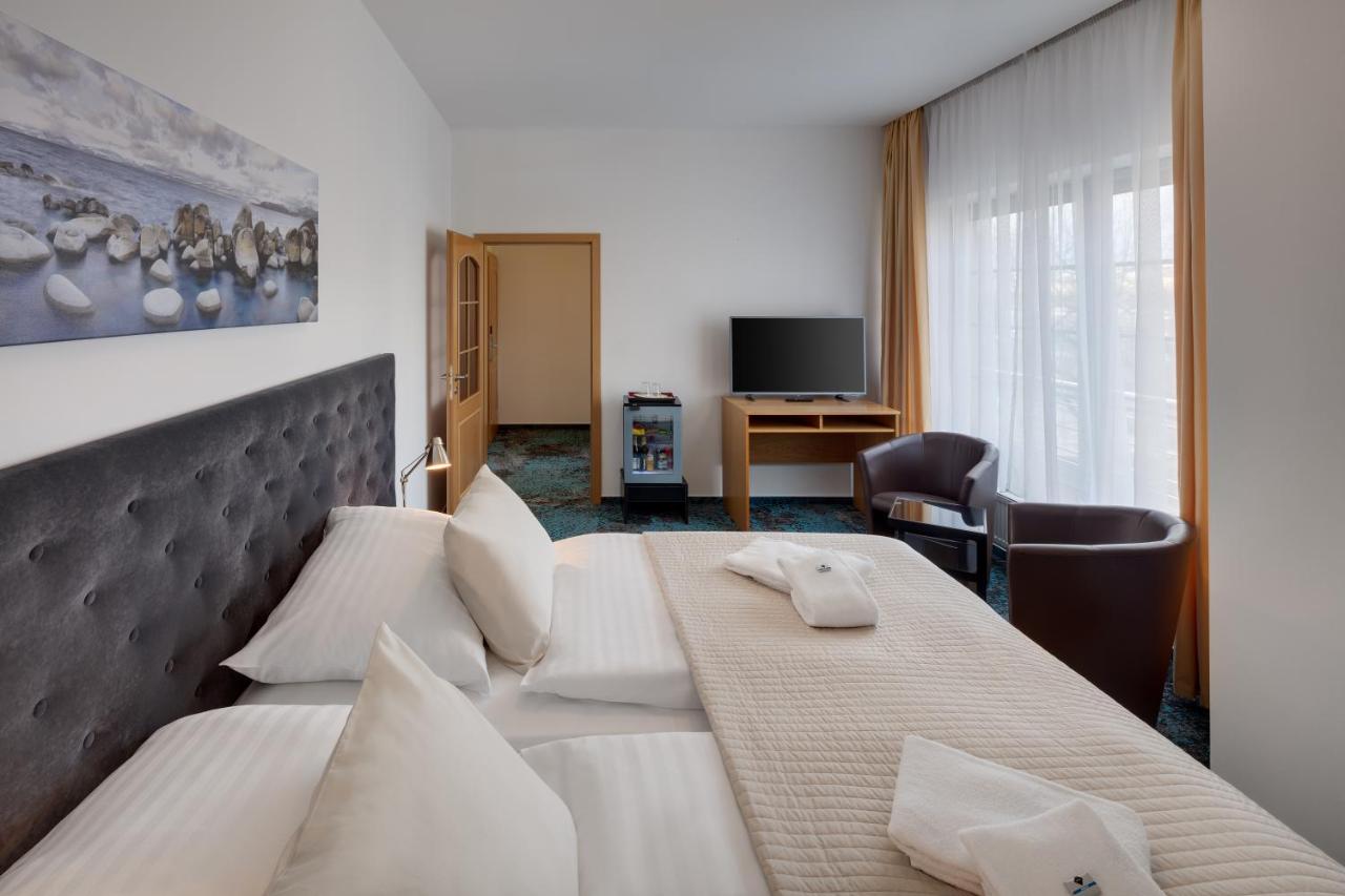 Hotel Oya Praha Harga Terbaru 2021