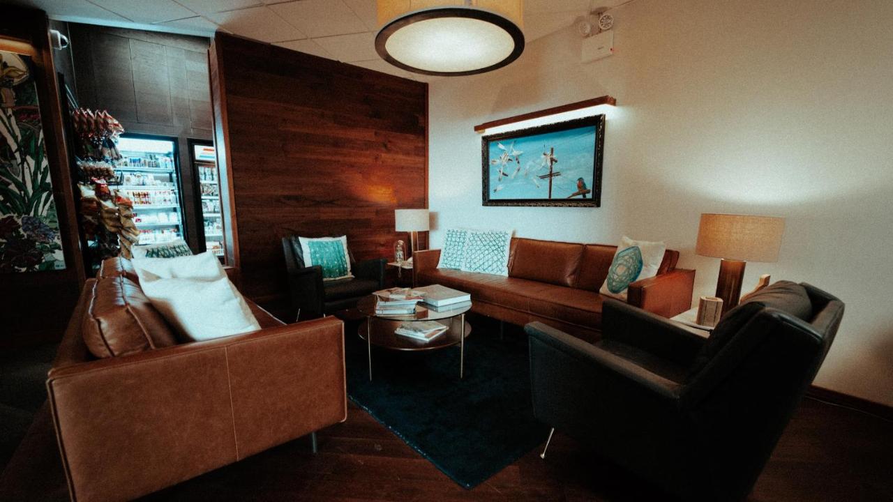 Feather Factory Hotel — photo 9