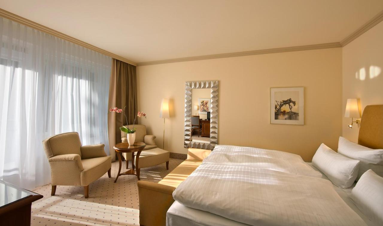 Bernstein Hotel Villa Kastania photo